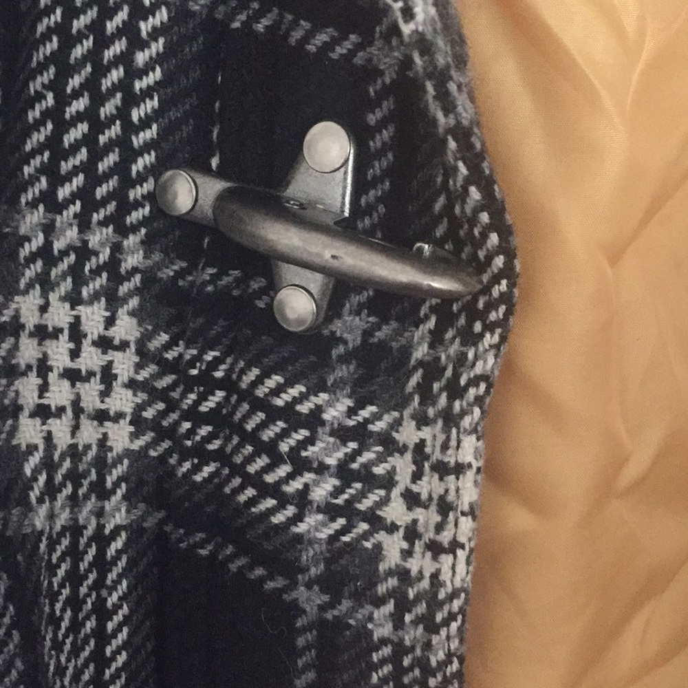 Jacket - Picture 4 of 6